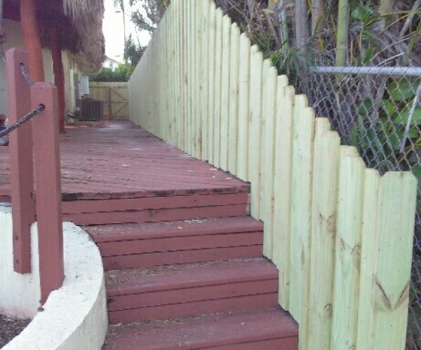 Backyard Fence Installation in Port Saint Lucie .